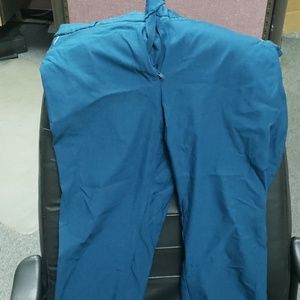 Turqoiuse stretchy cropped pants